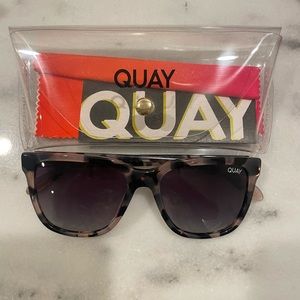 Quay wired oversized